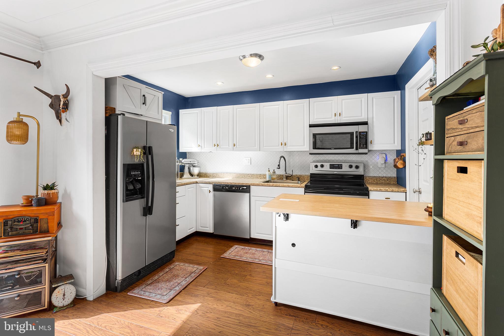 MONTGOMERY GLEN - Residential