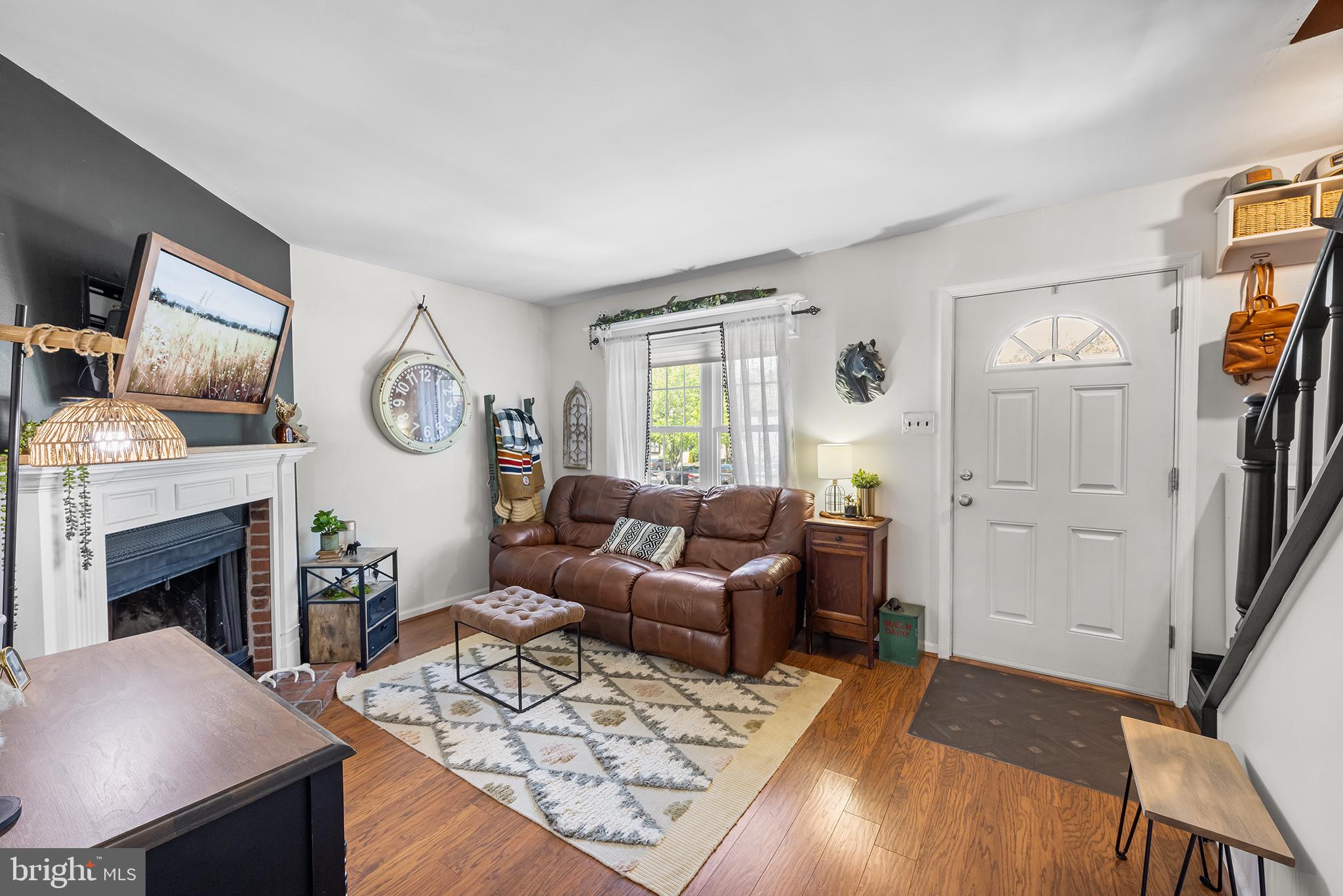 MONTGOMERY GLEN - Residential