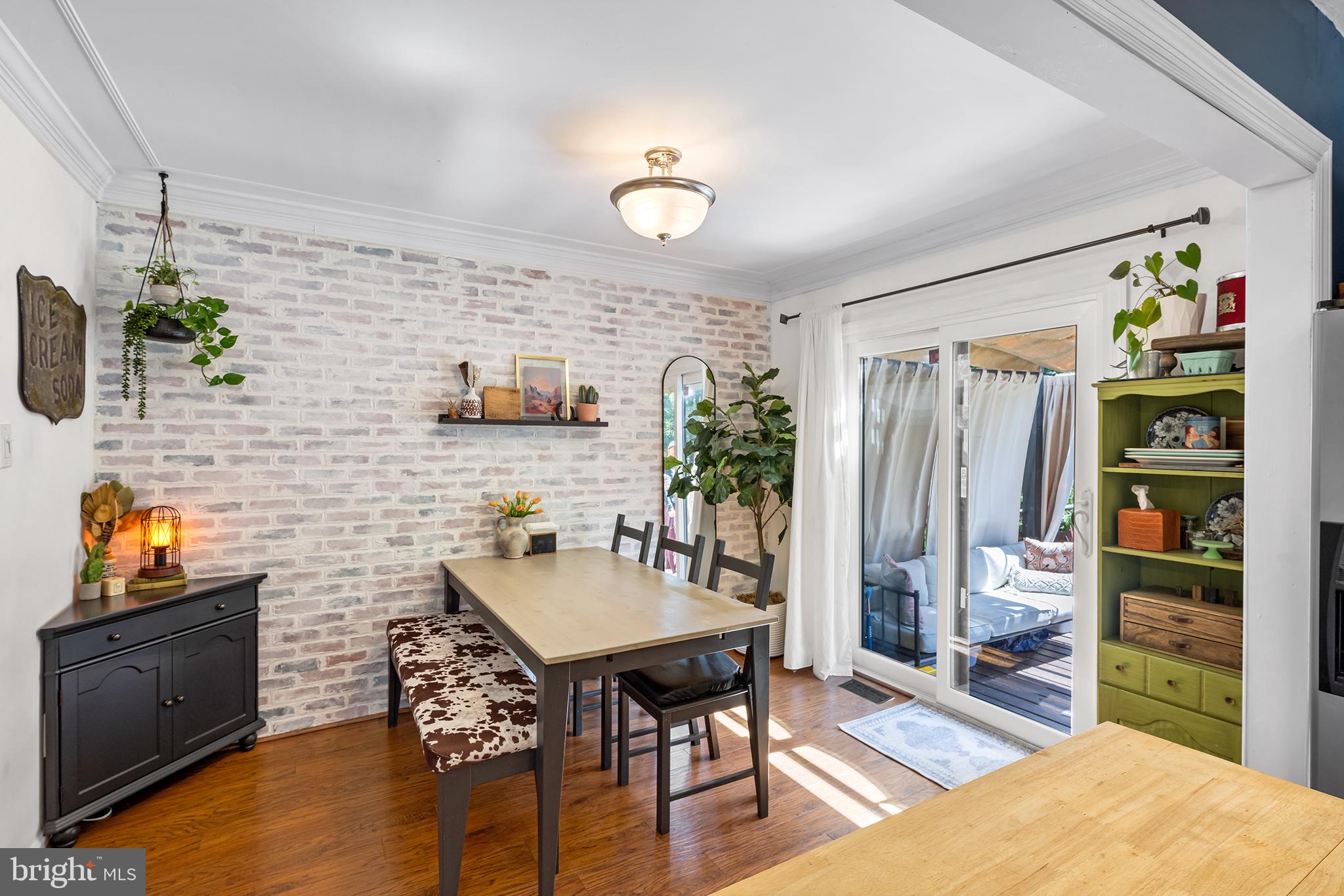 MONTGOMERY GLEN - Residential