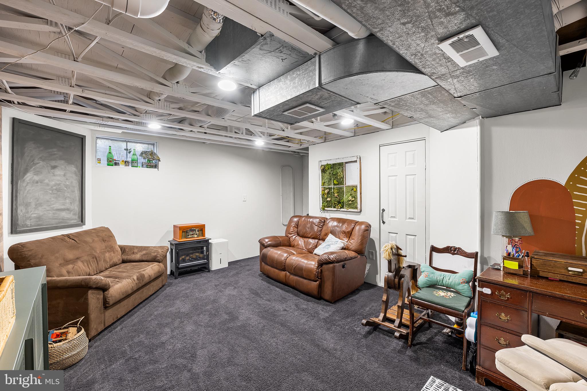 MONTGOMERY GLEN - Residential