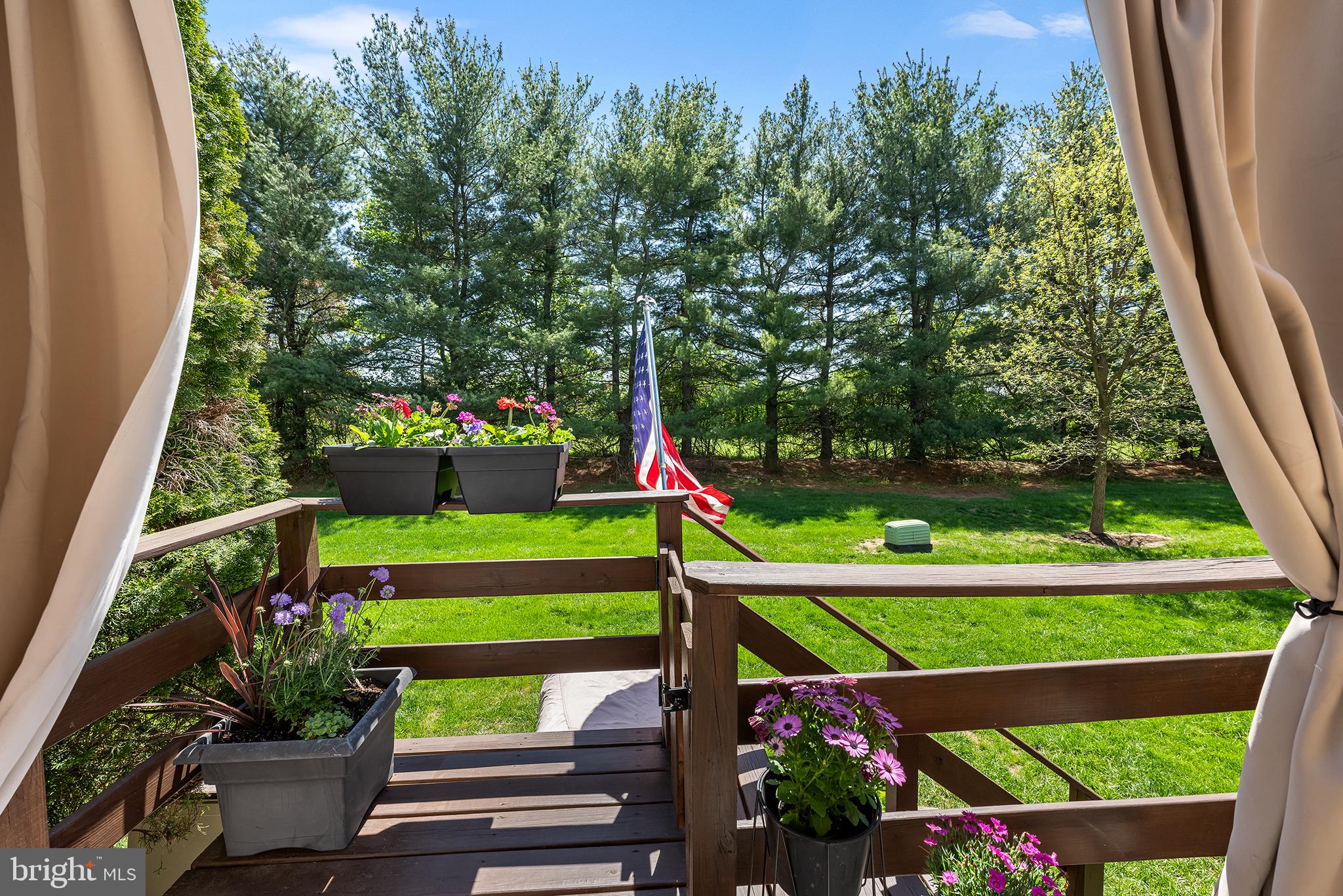 MONTGOMERY GLEN - Residential