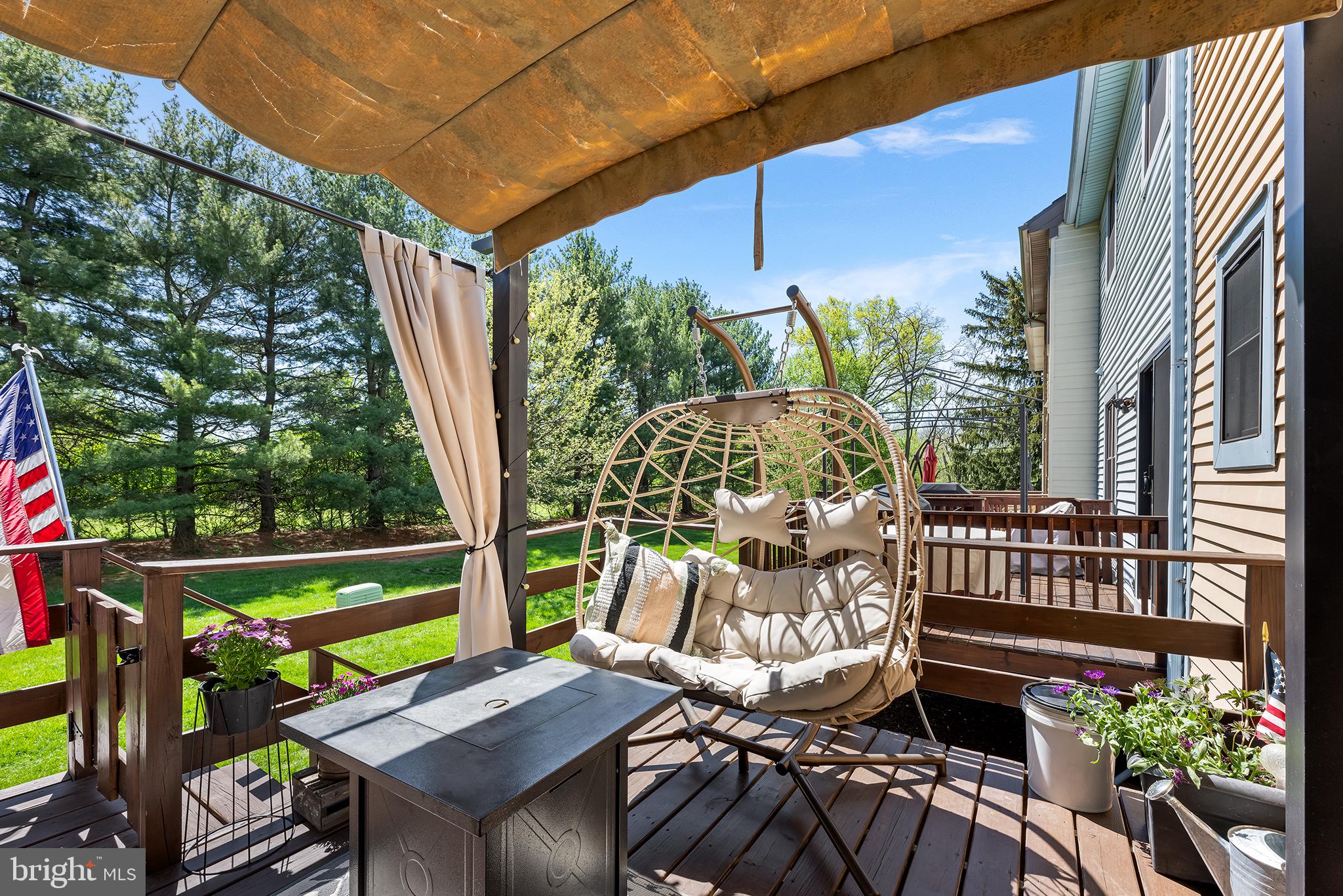 MONTGOMERY GLEN - Residential