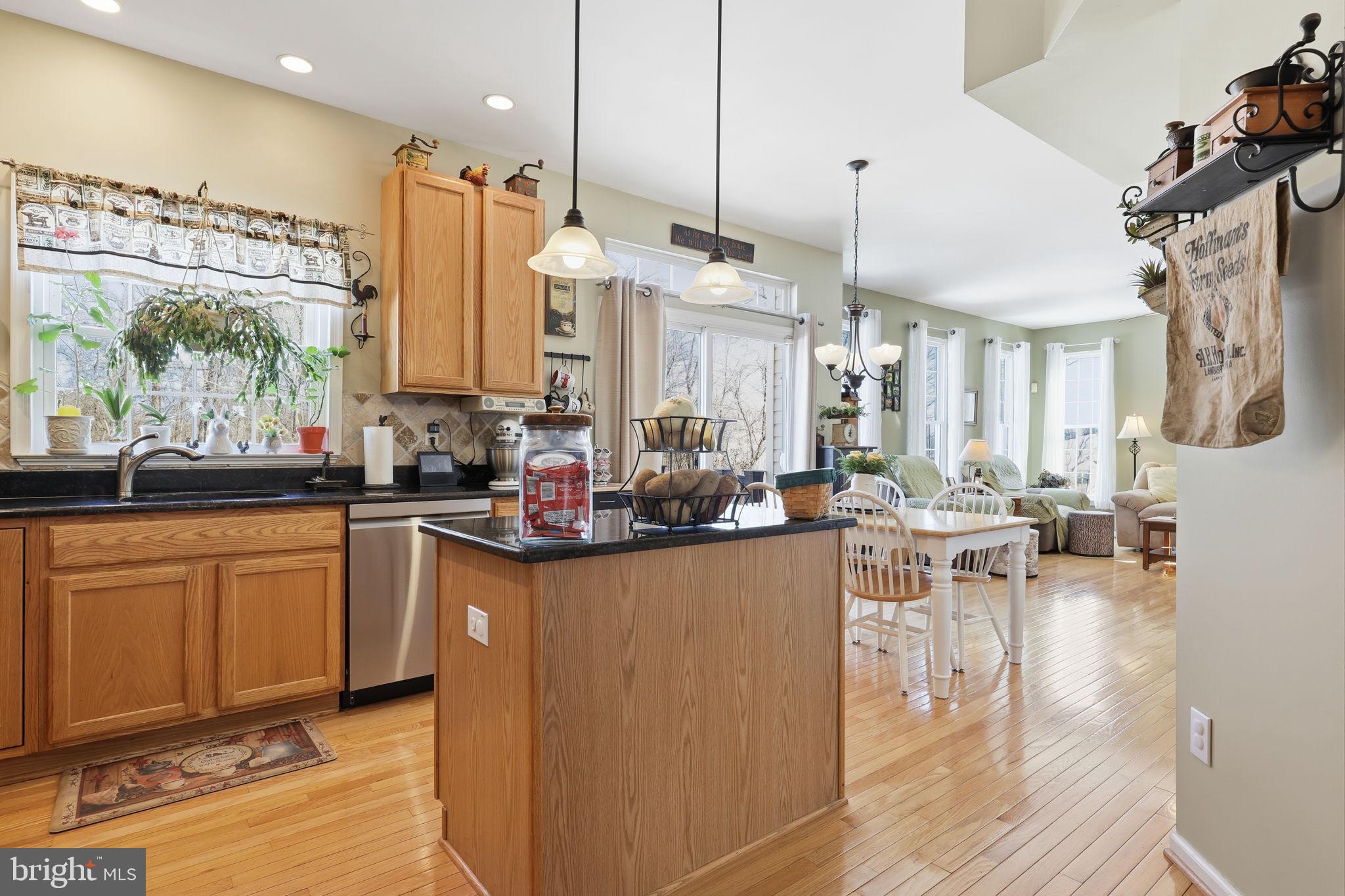 SUMMER HILL - Residential