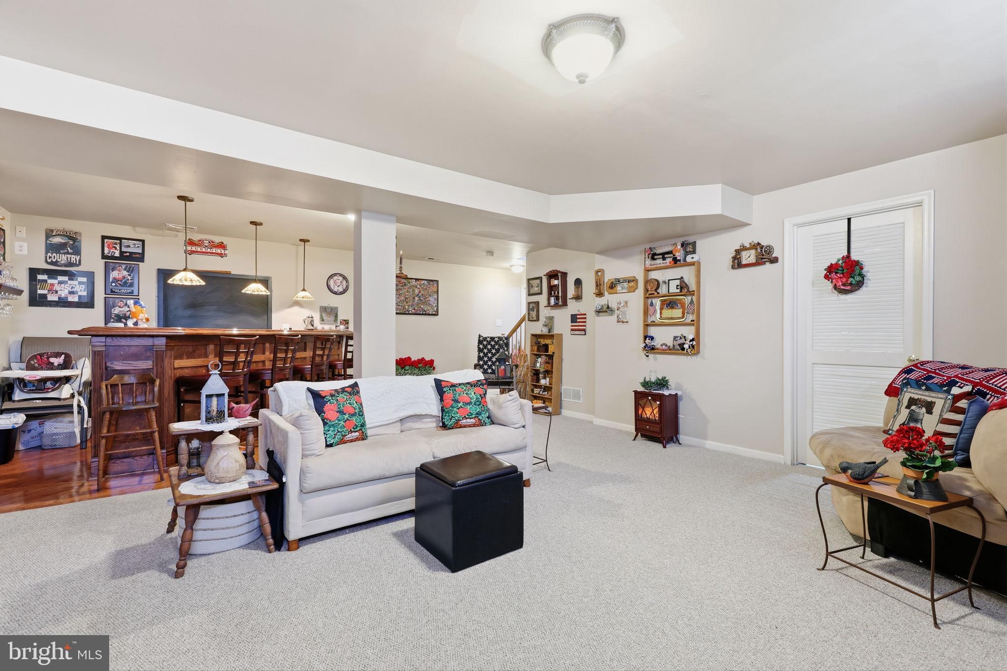 SUMMER HILL - Residential