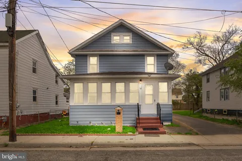 MLS: NJGL2071756