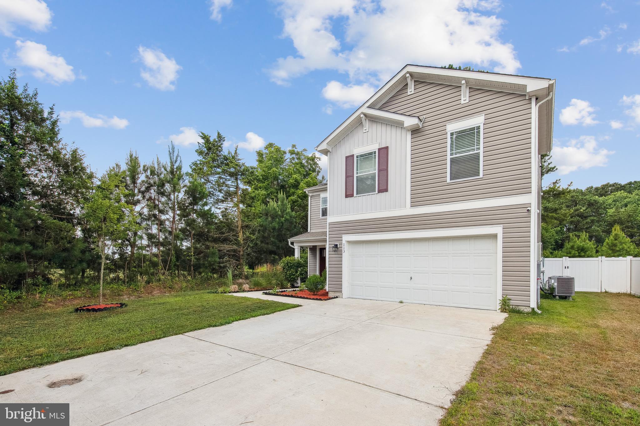 113 ROLLING MEADOWS STREET