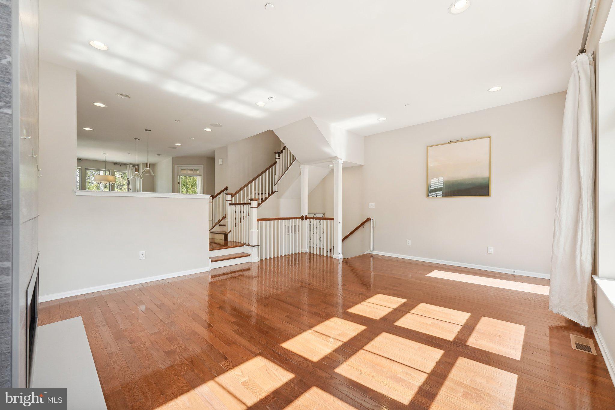 PAOLI WALK - Residential