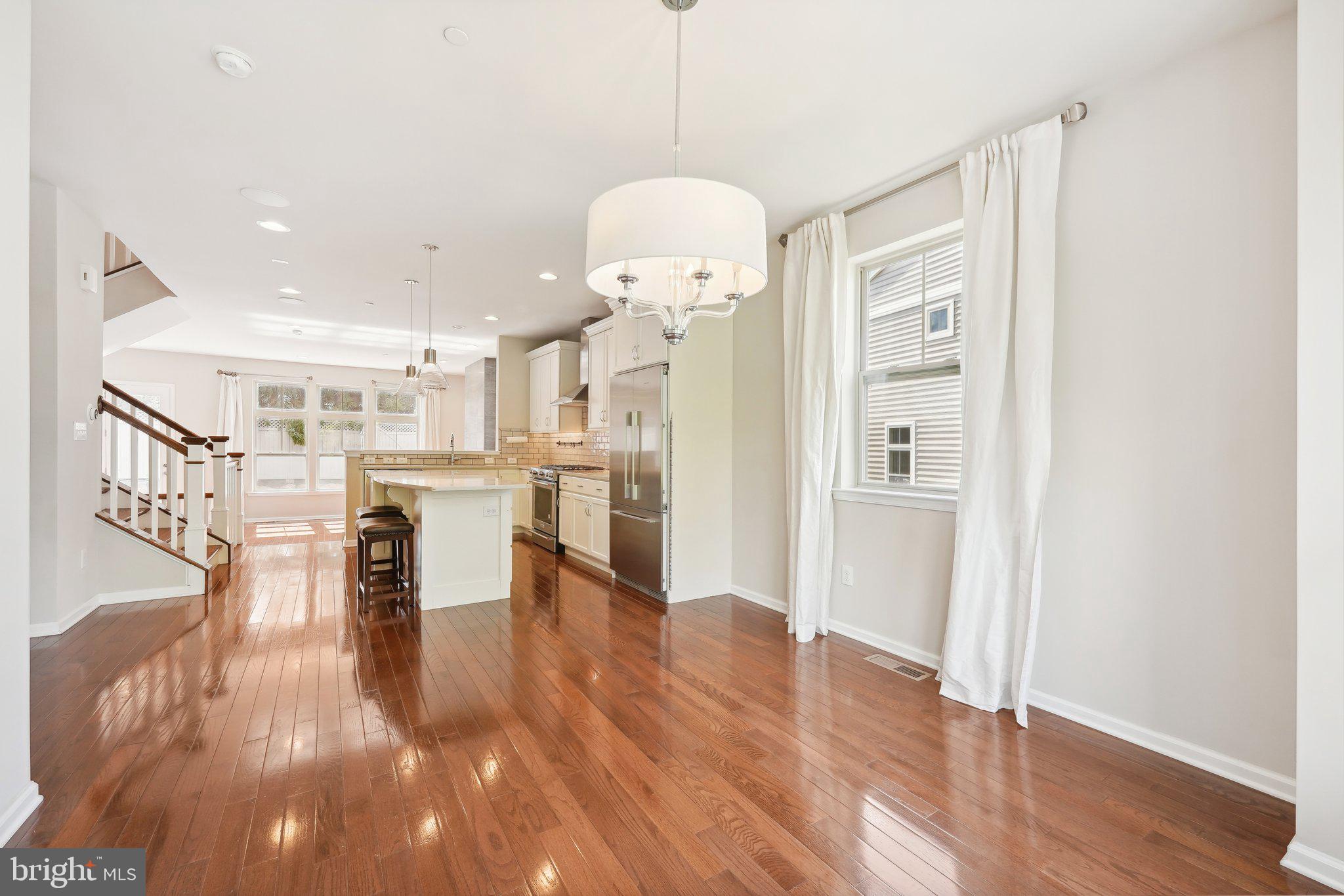 PAOLI WALK - Residential