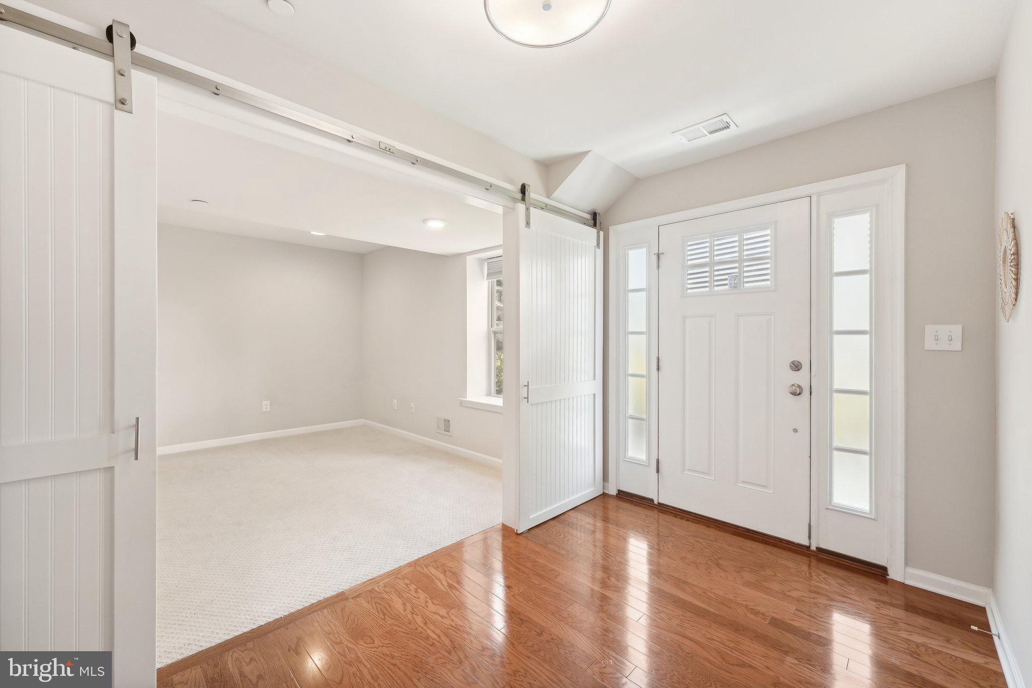 PAOLI WALK - Residential