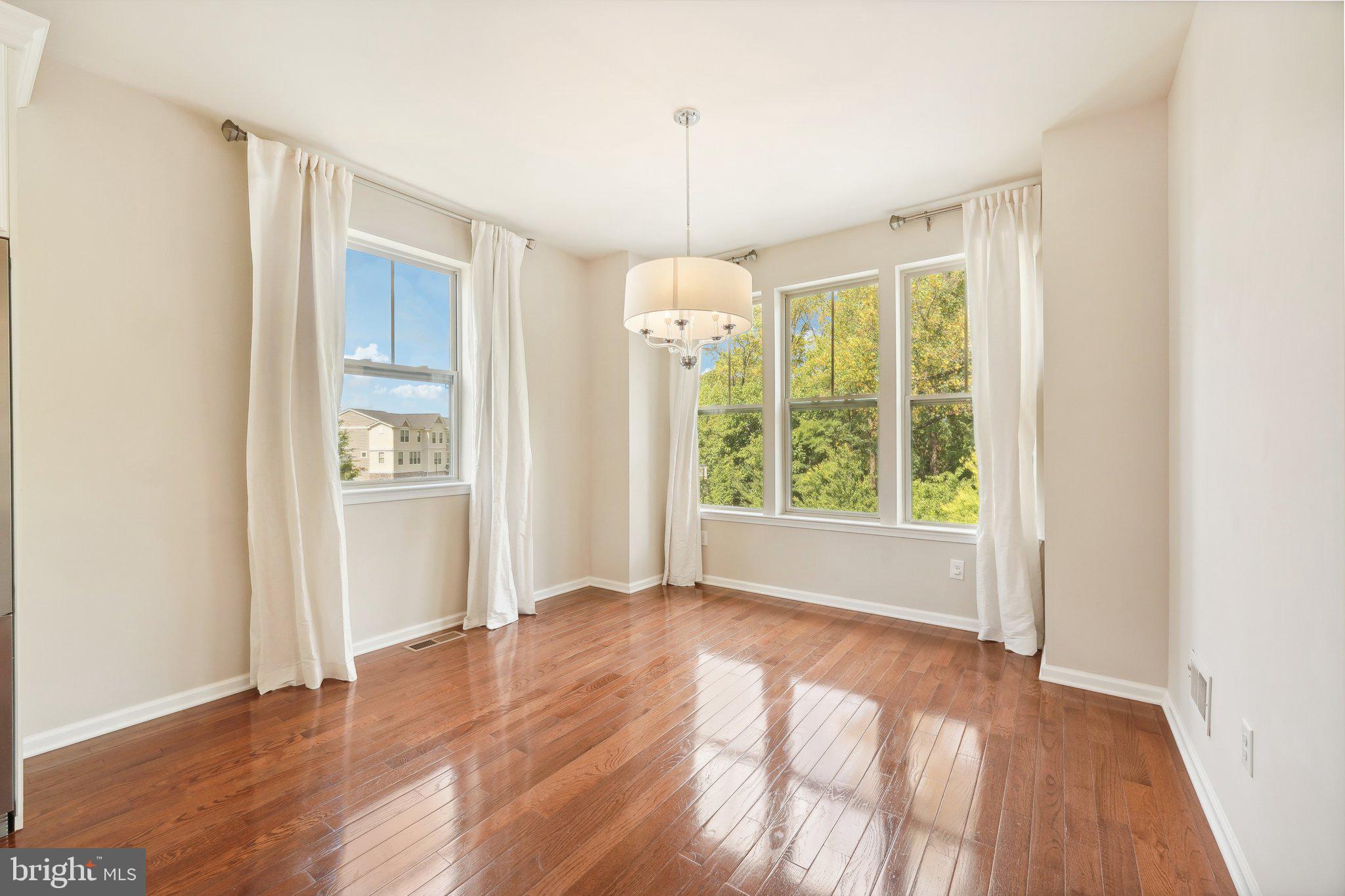 PAOLI WALK - Residential