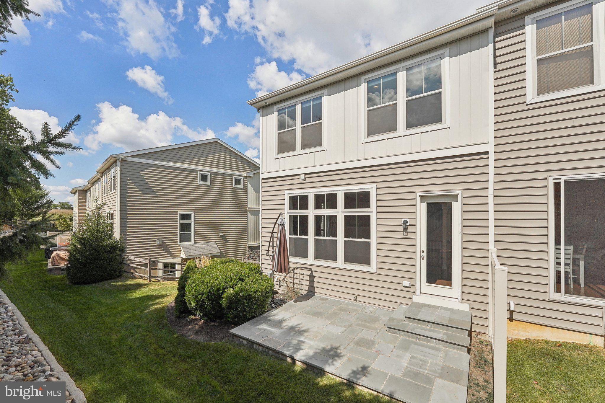 PAOLI WALK - Residential