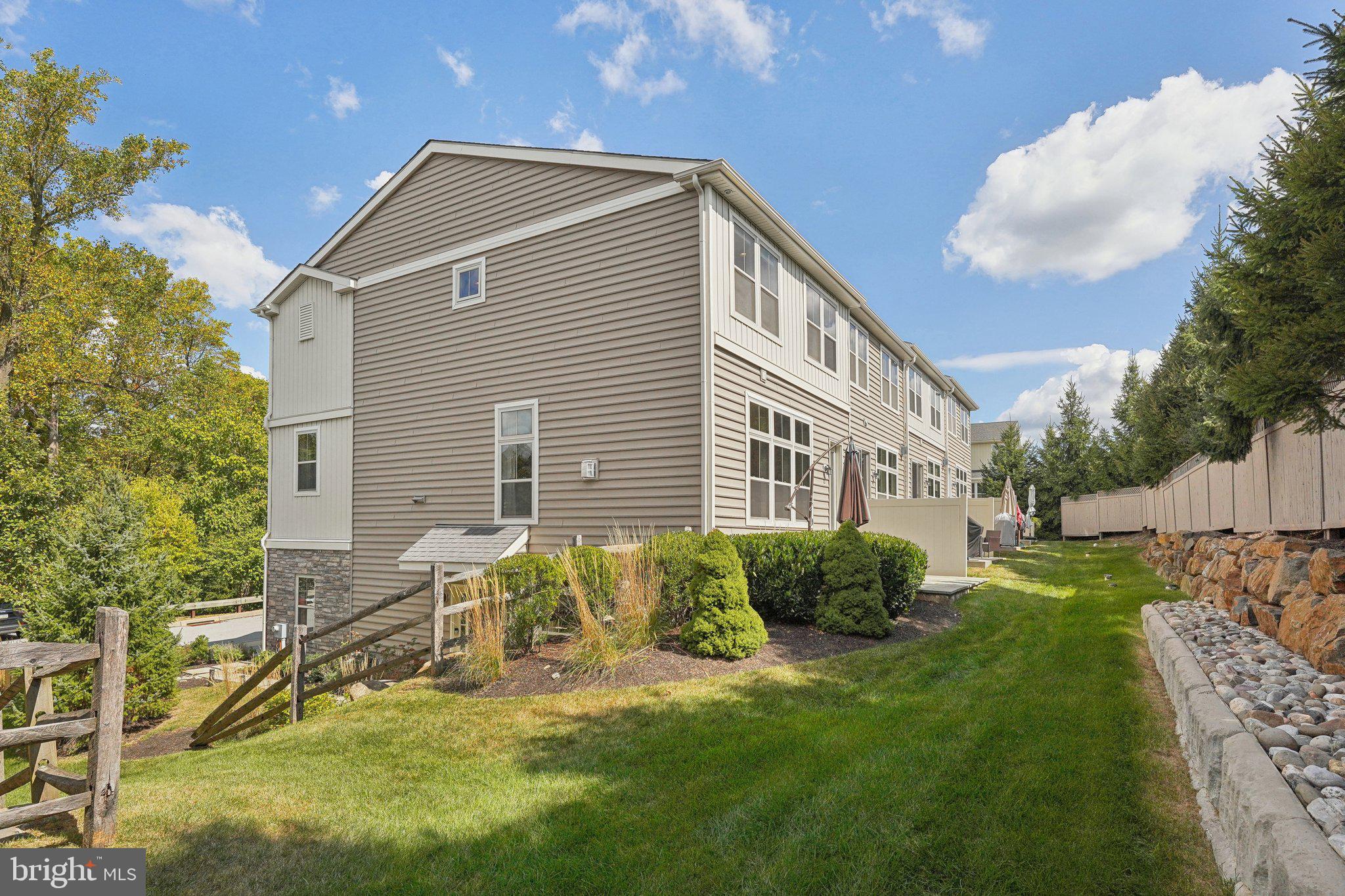 PAOLI WALK - Residential