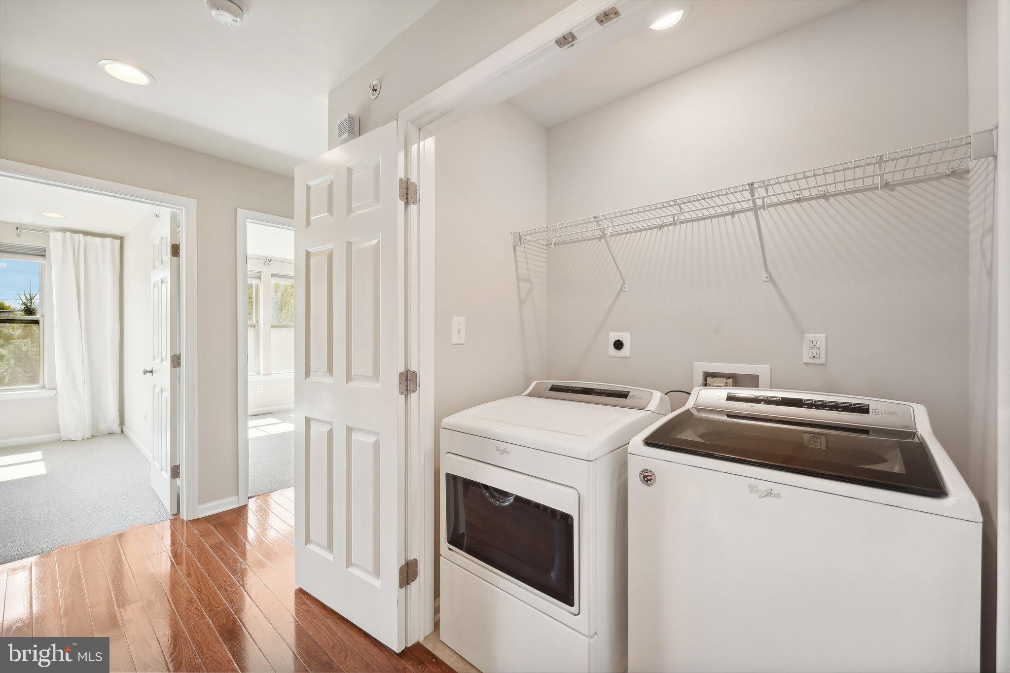 PAOLI WALK - Residential