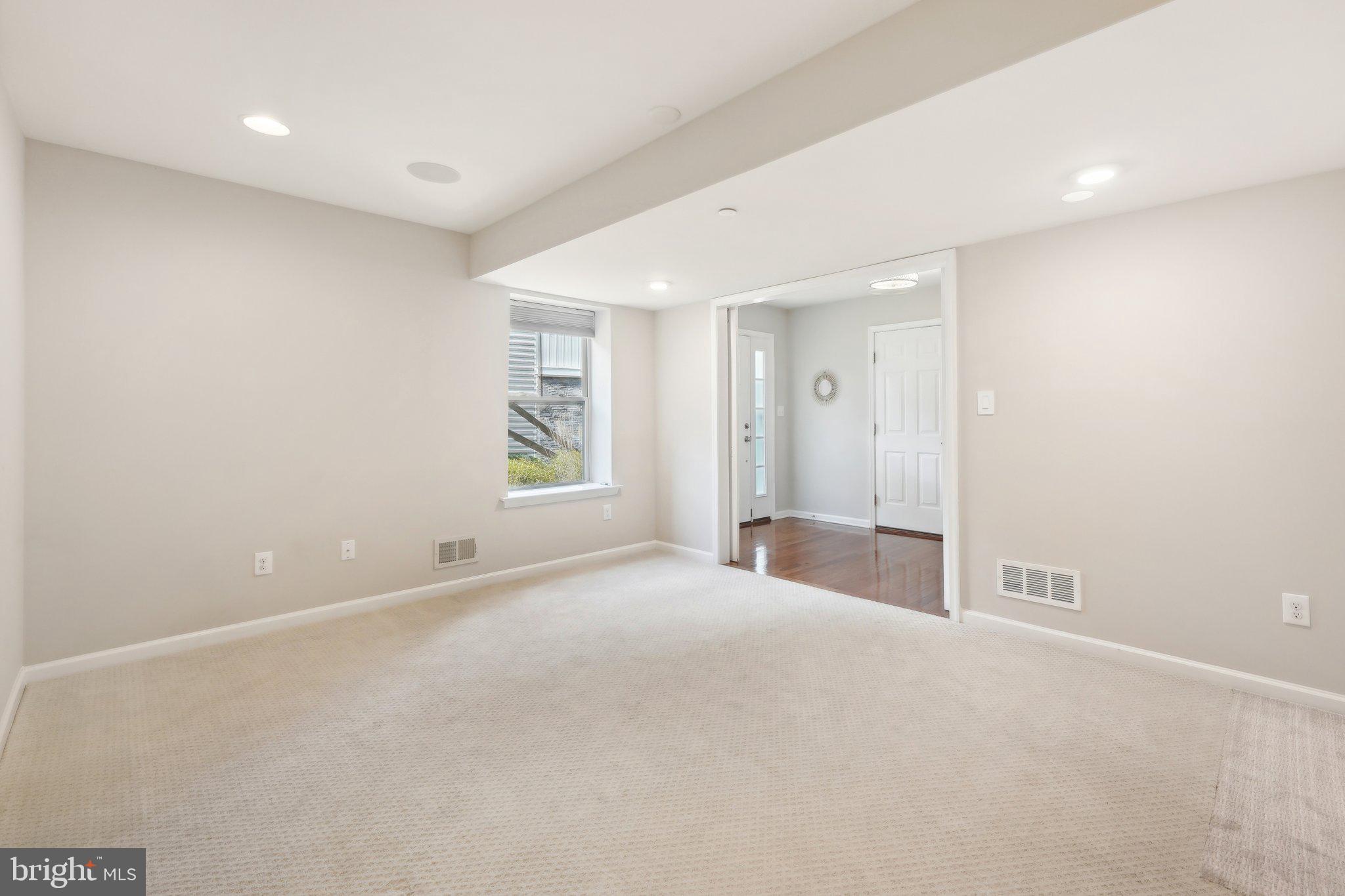 PAOLI WALK - Residential