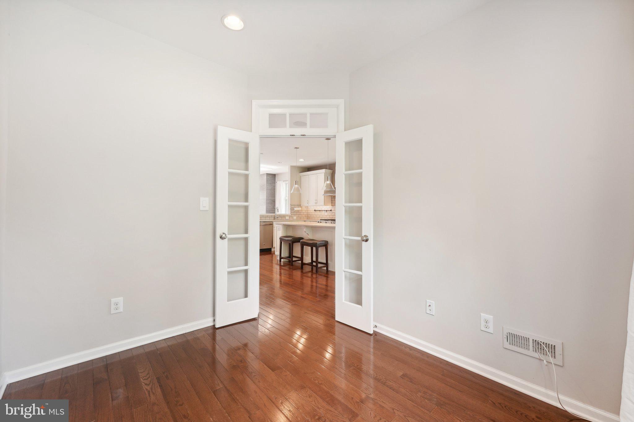 PAOLI WALK - Residential