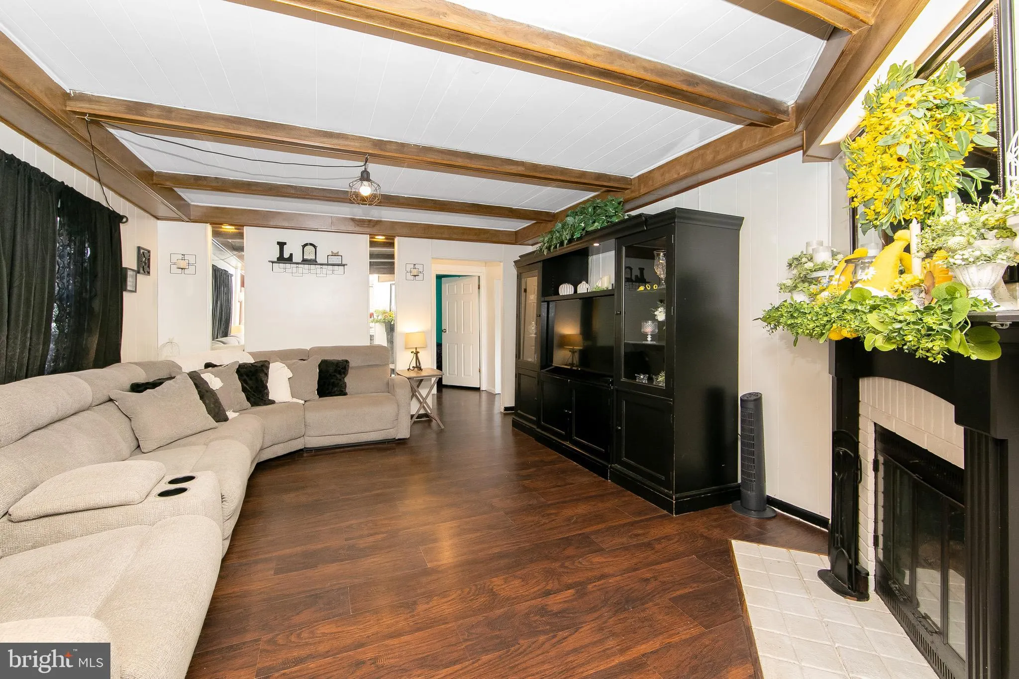 Pittsgrove, New Jersey 08318, United States, 3 Bedrooms Bedrooms, ,2 BathroomsBathrooms,Residential,Pending,77016