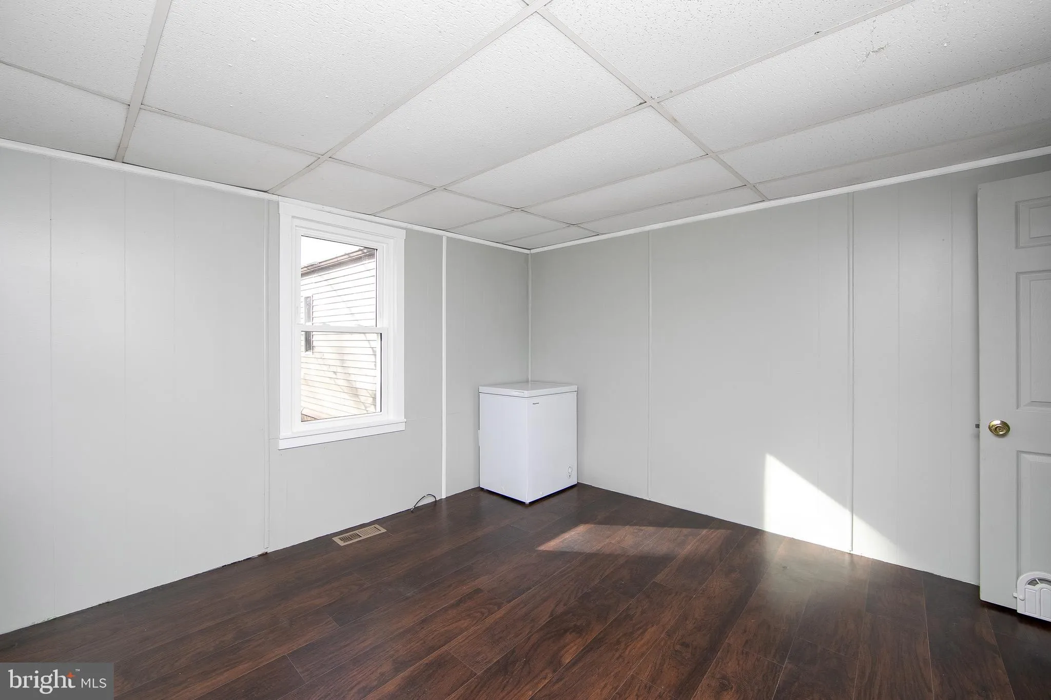 Pittsgrove, New Jersey 08318, United States, 3 Bedrooms Bedrooms, ,2 BathroomsBathrooms,Residential,Pending,77016