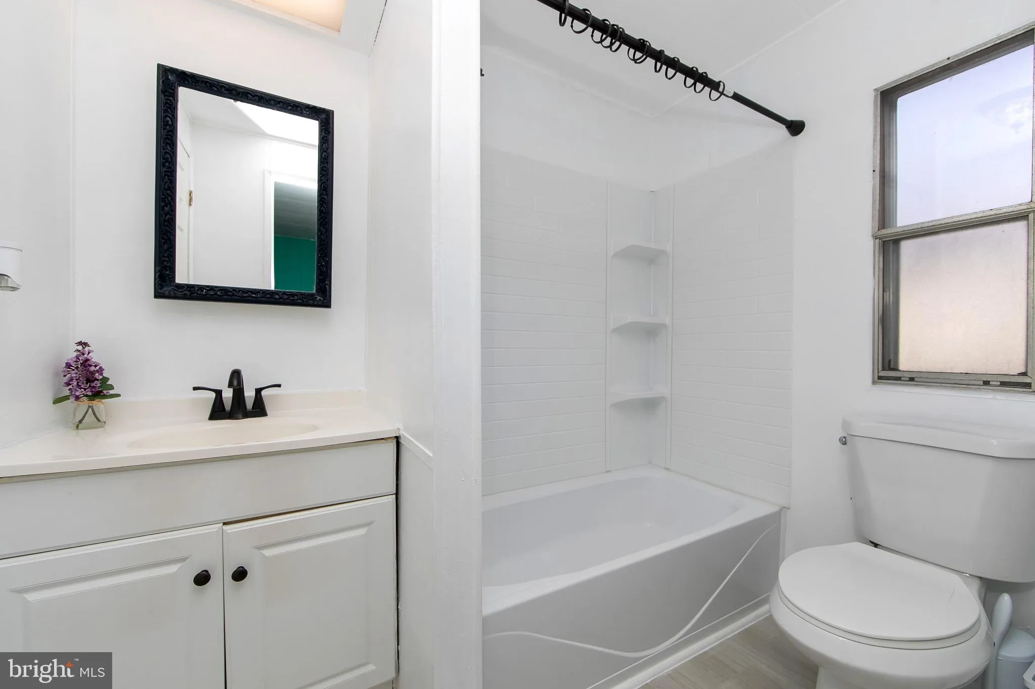 Pittsgrove, New Jersey 08318, United States, 3 Bedrooms Bedrooms, ,2 BathroomsBathrooms,Residential,Pending,77016