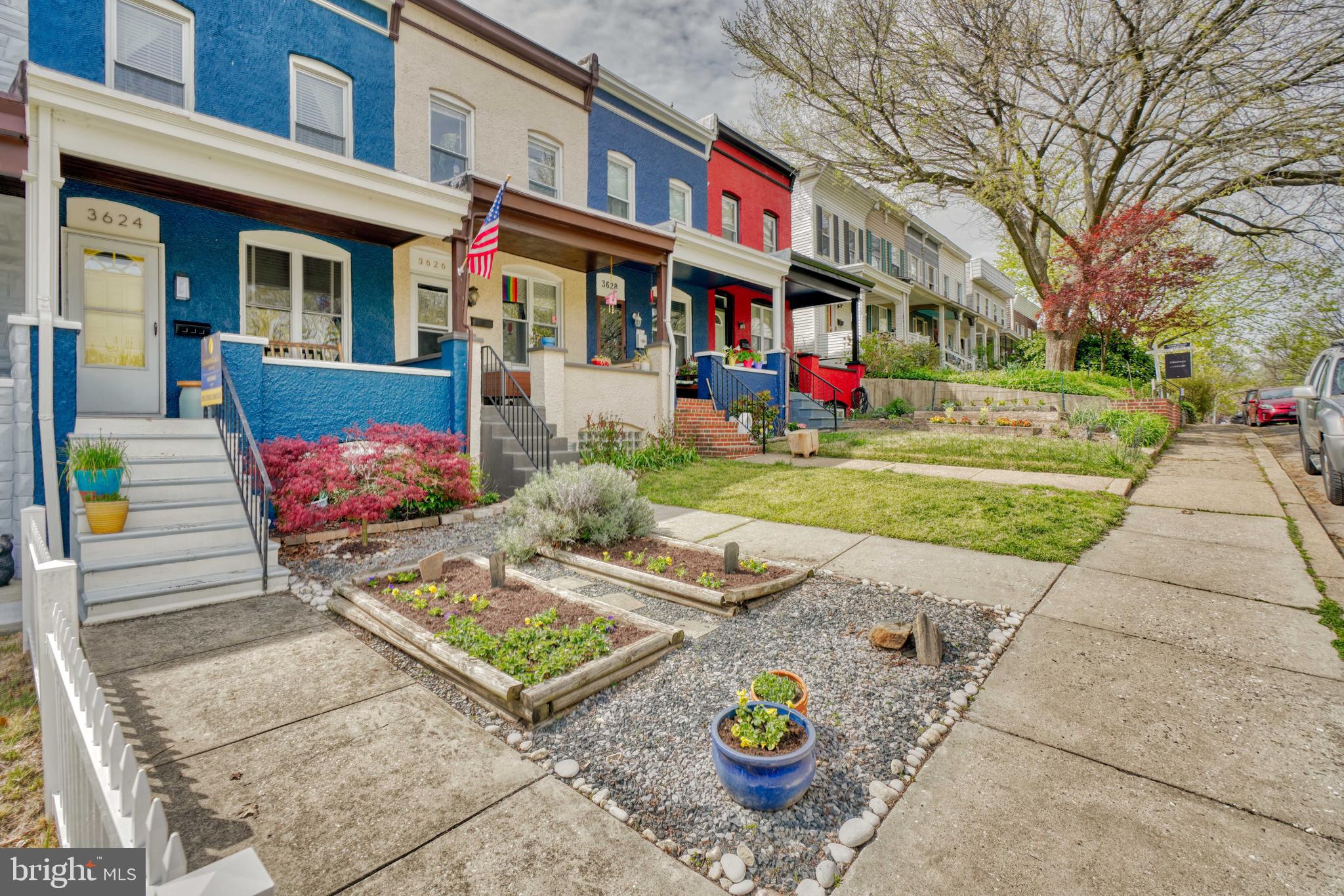 HAMPDEN HISTORIC DISTRICT - Residential