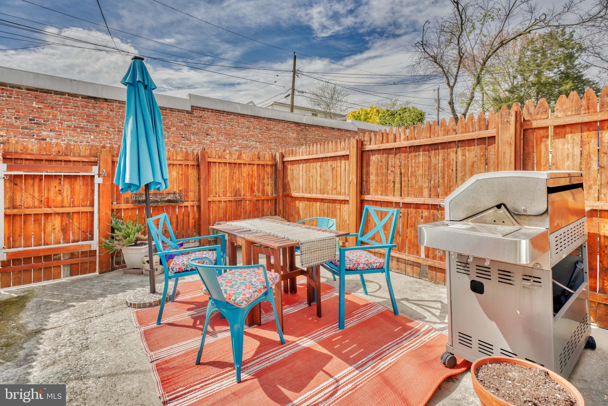 HAMPDEN HISTORIC DISTRICT - Residential