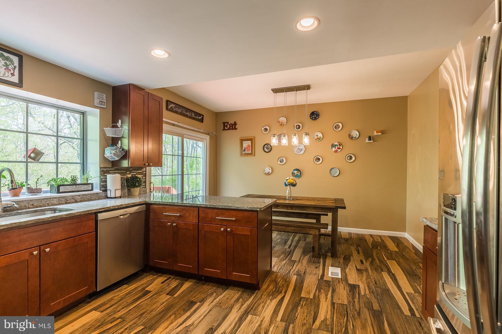 TWIN OAKS FARM - Residential