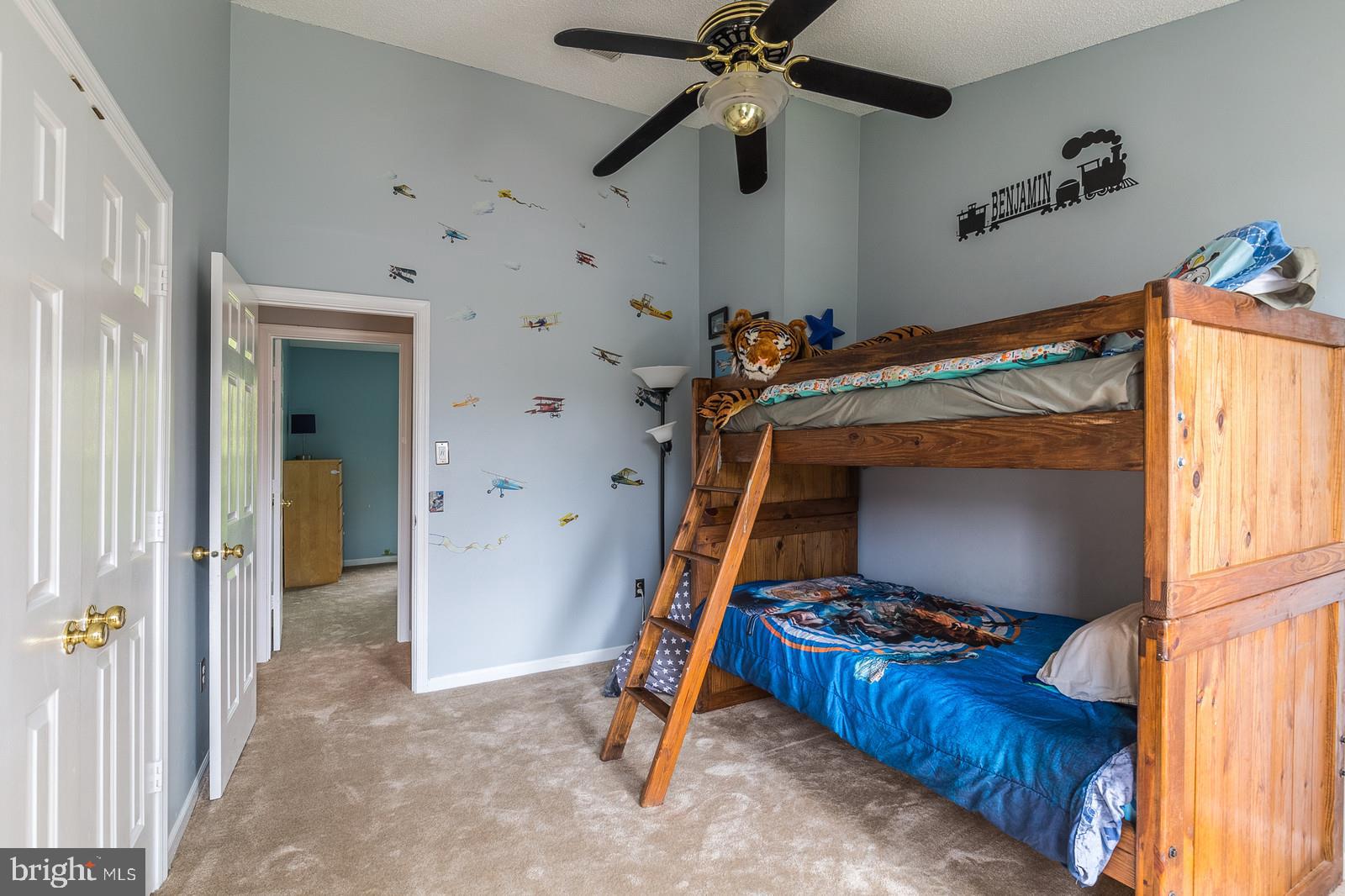 TWIN OAKS FARM - Residential