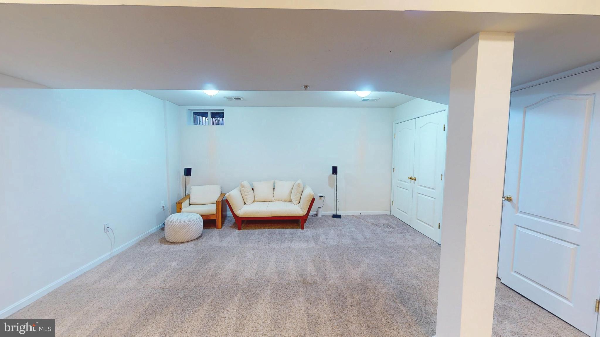 PEGG RUN TOWNHOMES - Residential