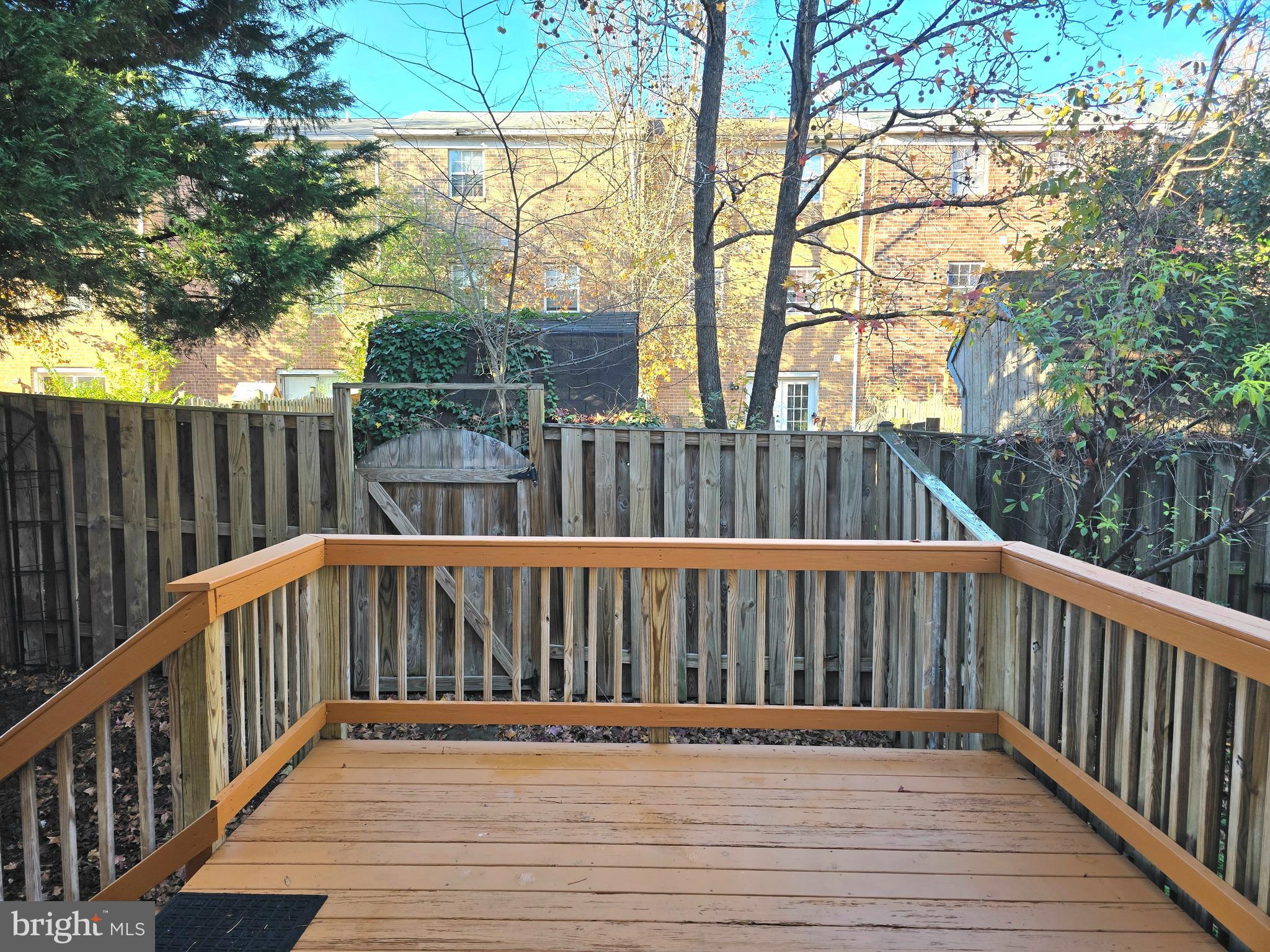 PEGG RUN TOWNHOMES - Residential