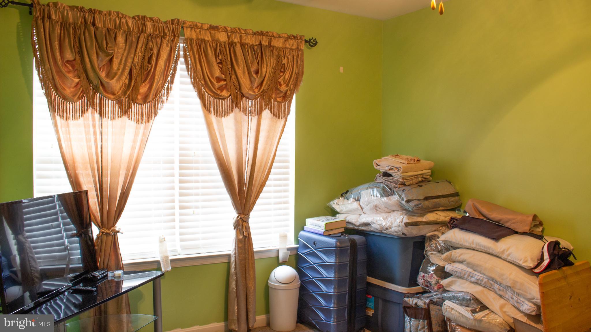 PEGG RUN TOWNHOMES - Residential