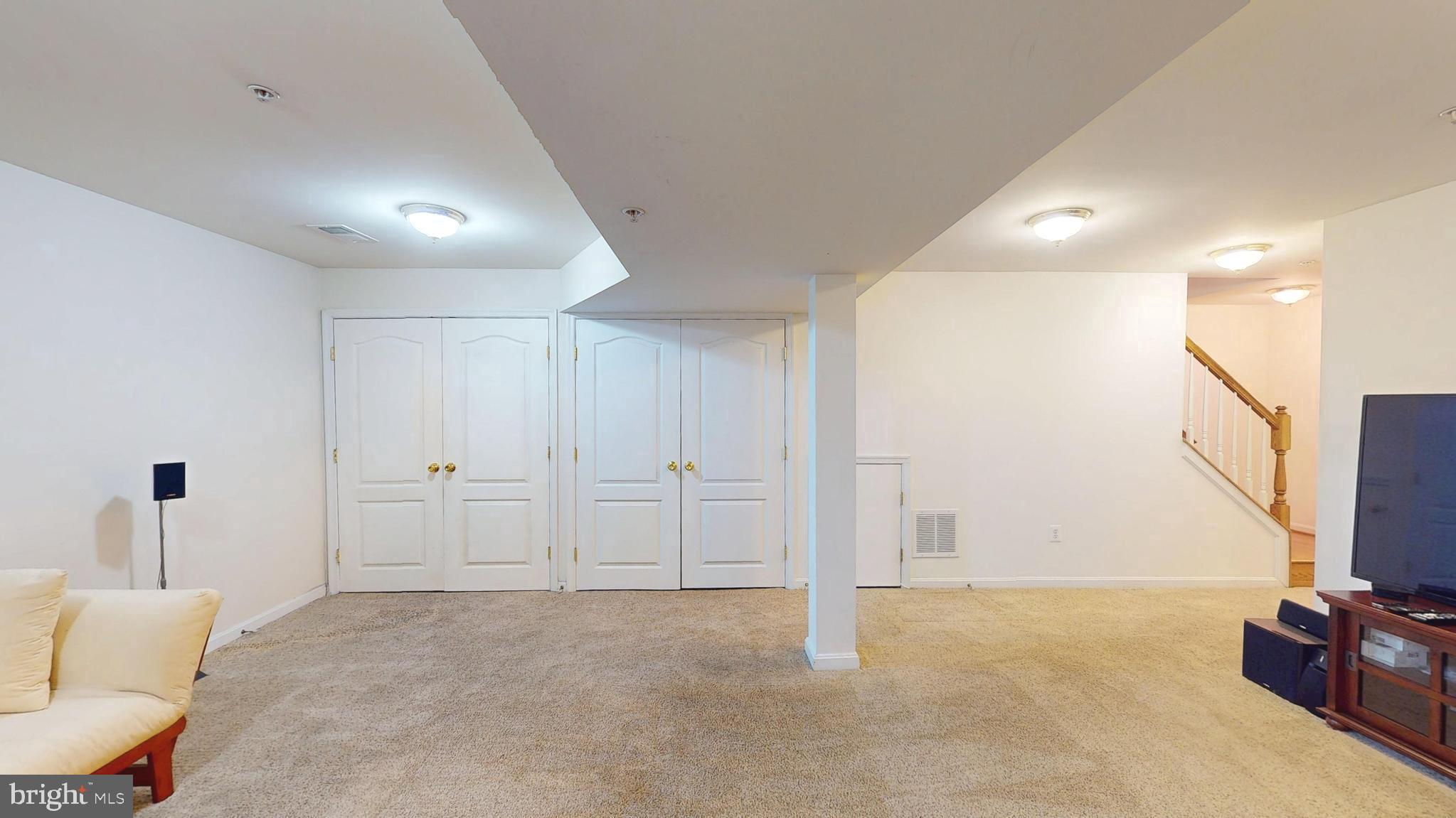 PEGG RUN TOWNHOMES - Residential