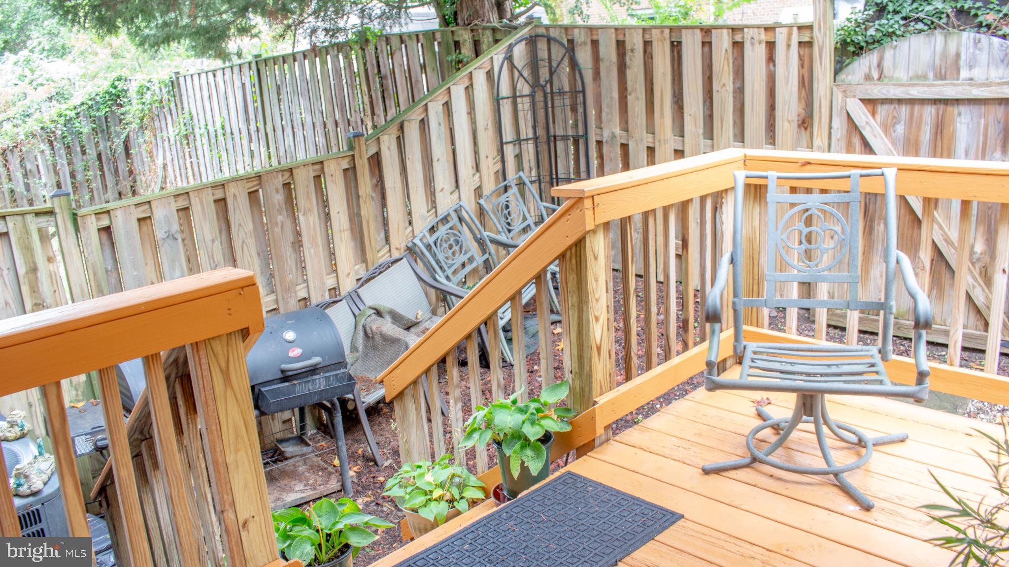 PEGG RUN TOWNHOMES - Residential