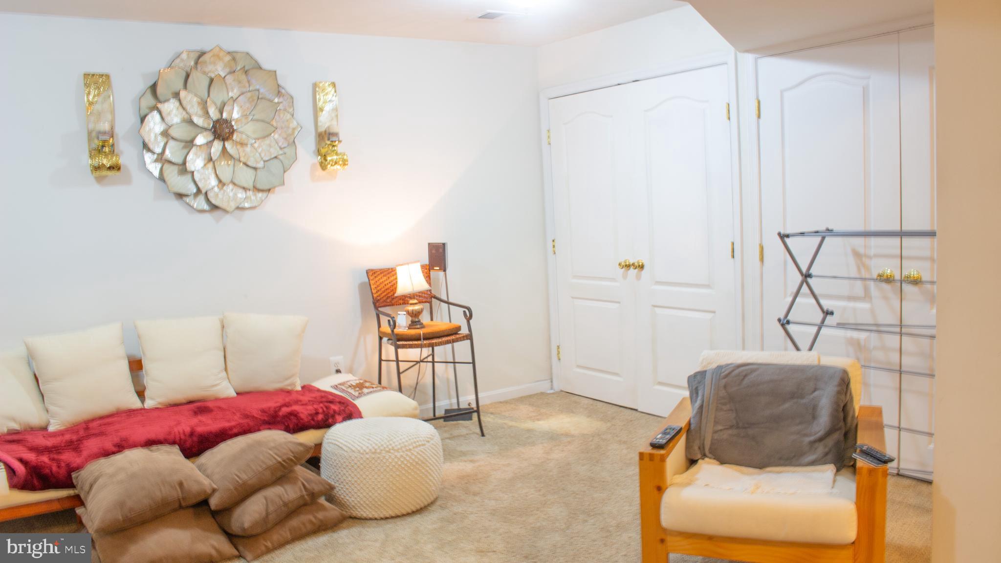 PEGG RUN TOWNHOMES - Residential