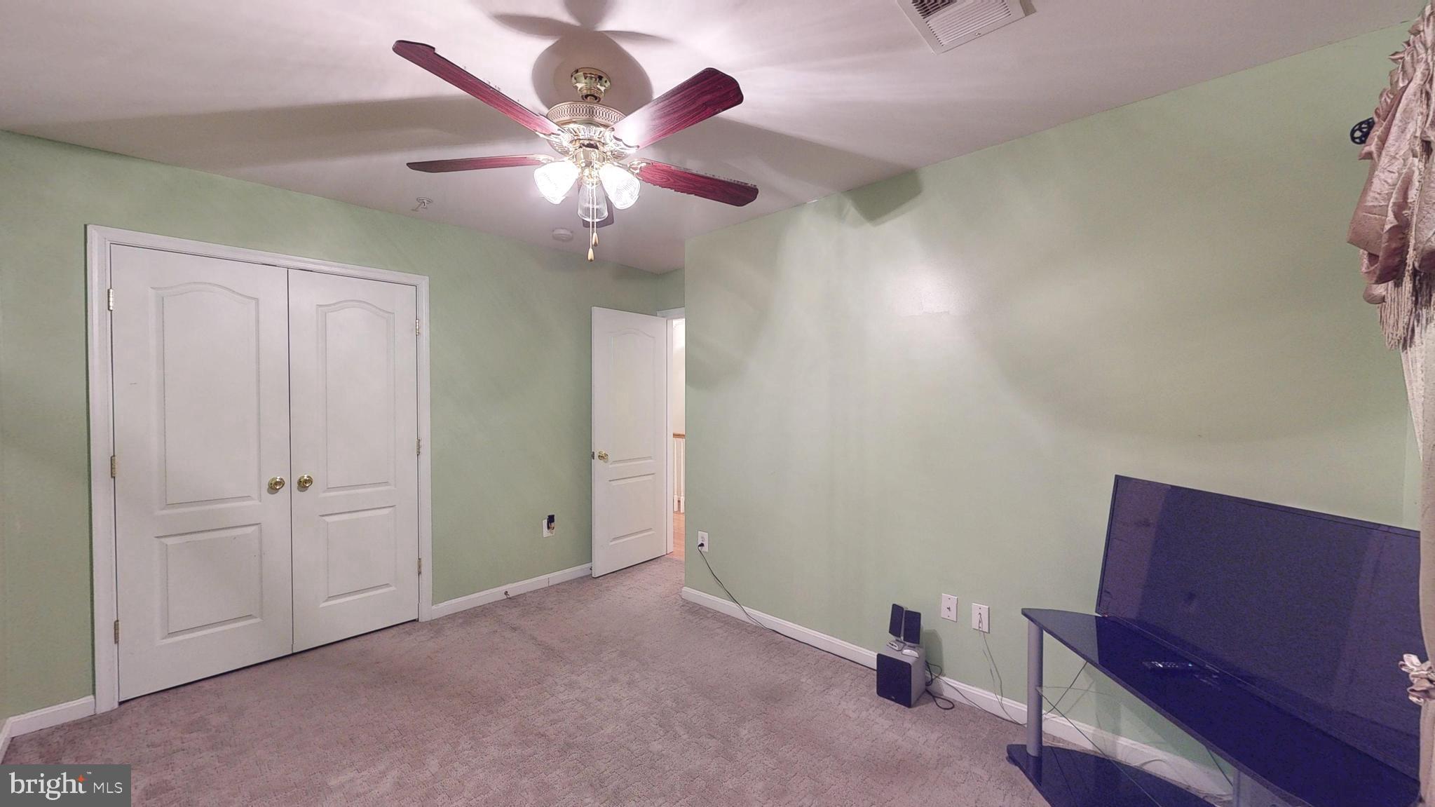 PEGG RUN TOWNHOMES - Residential