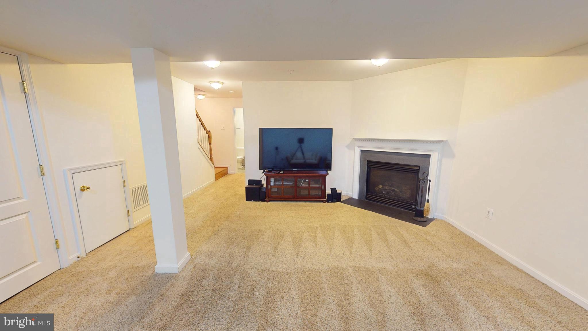 PEGG RUN TOWNHOMES - Residential