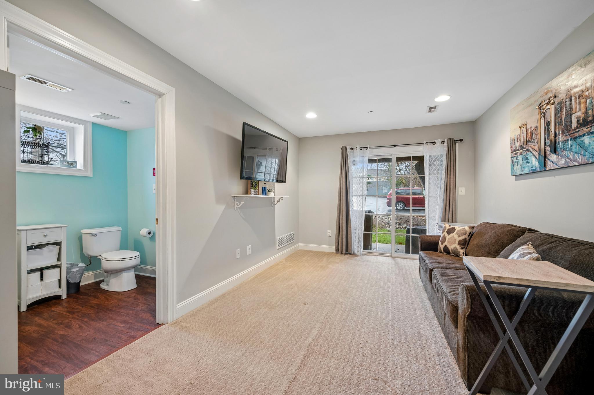 ARDMORE CROSSING - Residential