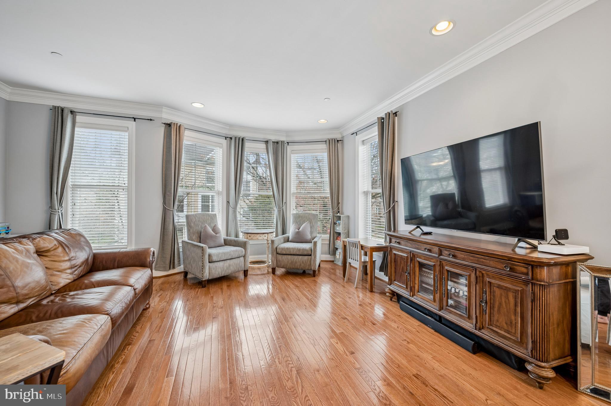 ARDMORE CROSSING - Residential