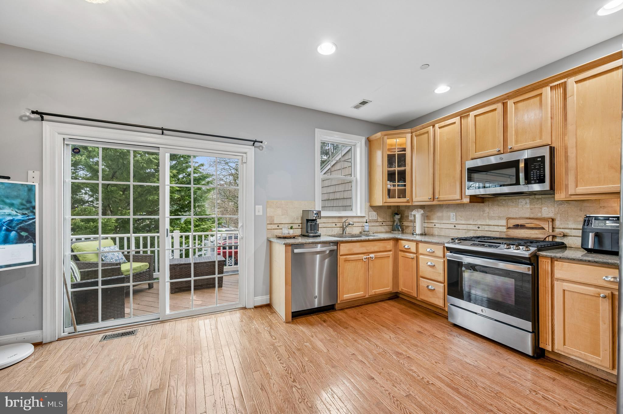 ARDMORE CROSSING - Residential