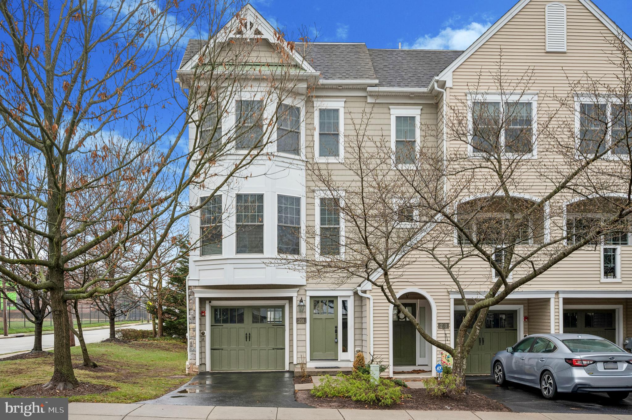 ARDMORE CROSSING - Residential