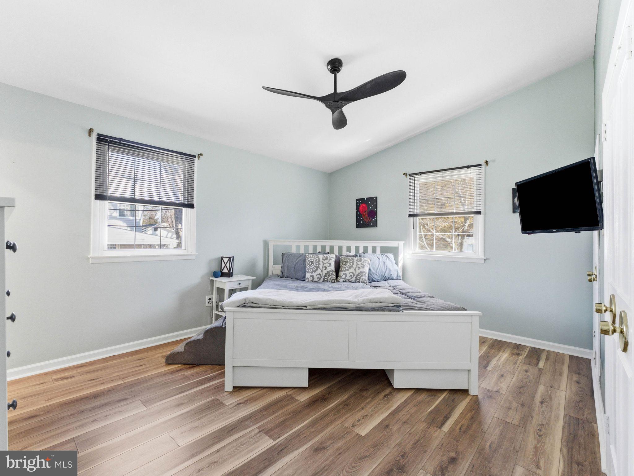 SUBURBAN GREENS - Residential