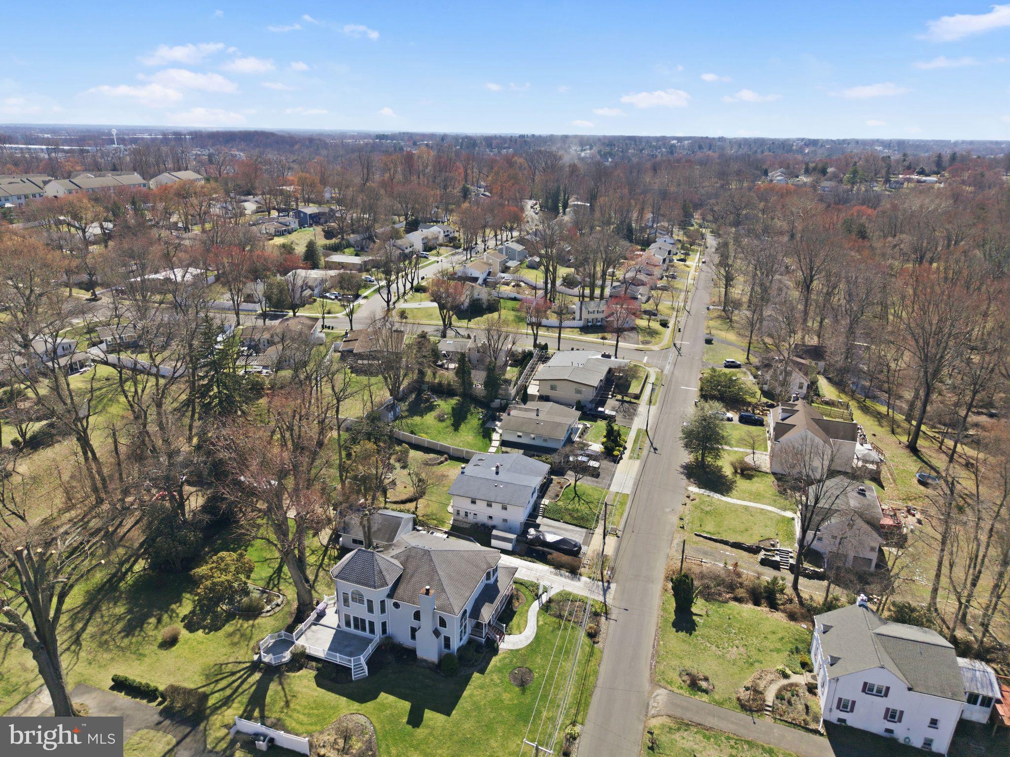 SUBURBAN GREENS - Residential