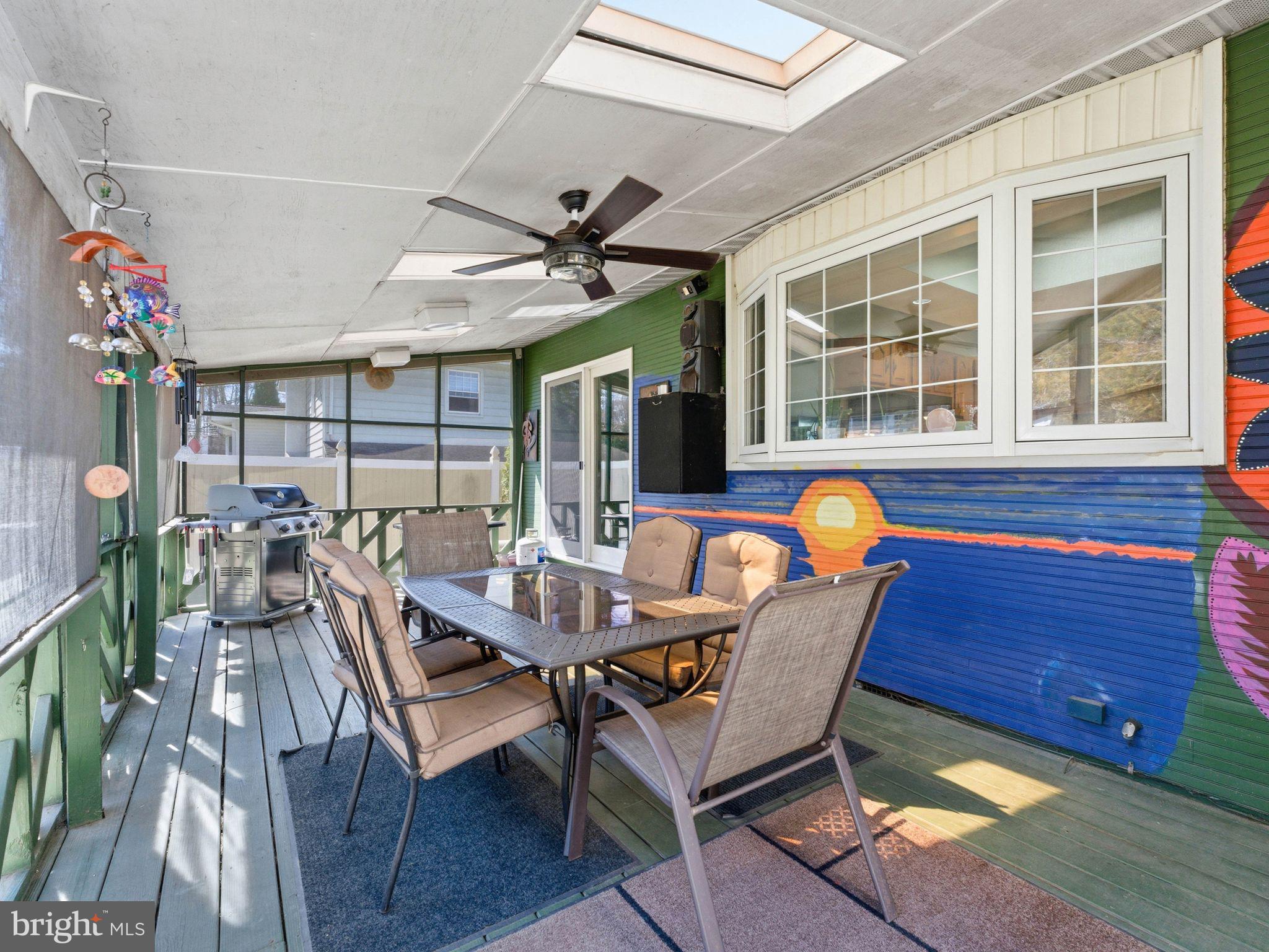 SUBURBAN GREENS - Residential