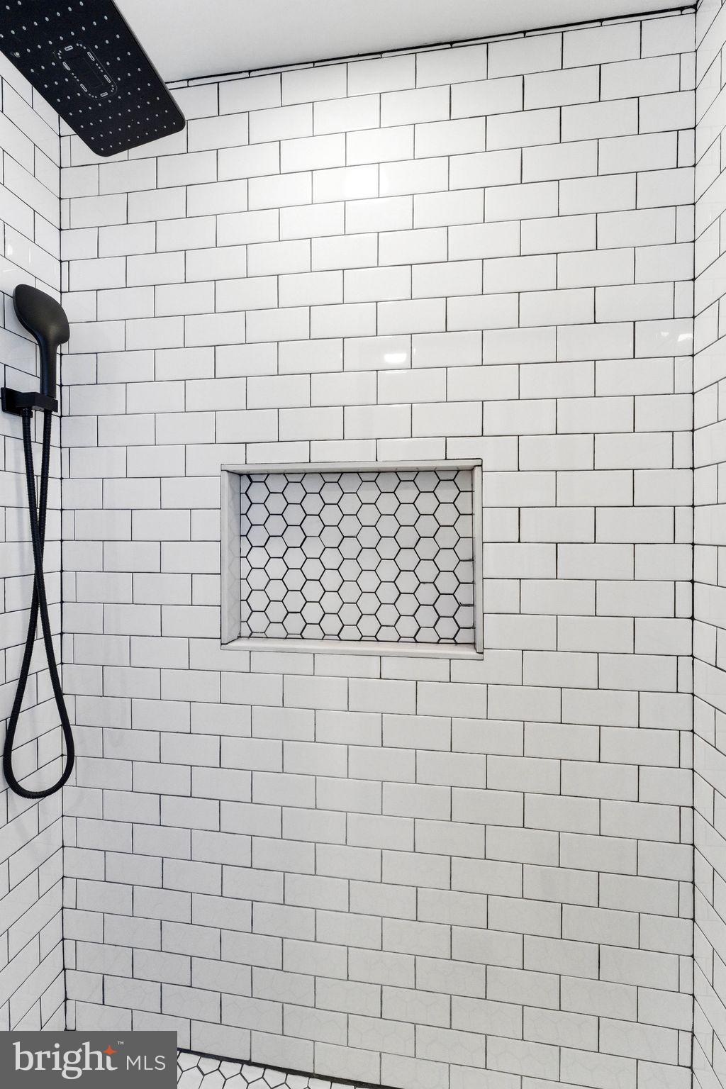 SUBURBAN GREENS - Residential