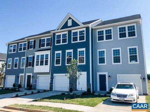 Townhouse For Sale - 249 Cheshire Ln Ln<br/> Waynesboro City County, WAYNESBORO, VA 22980