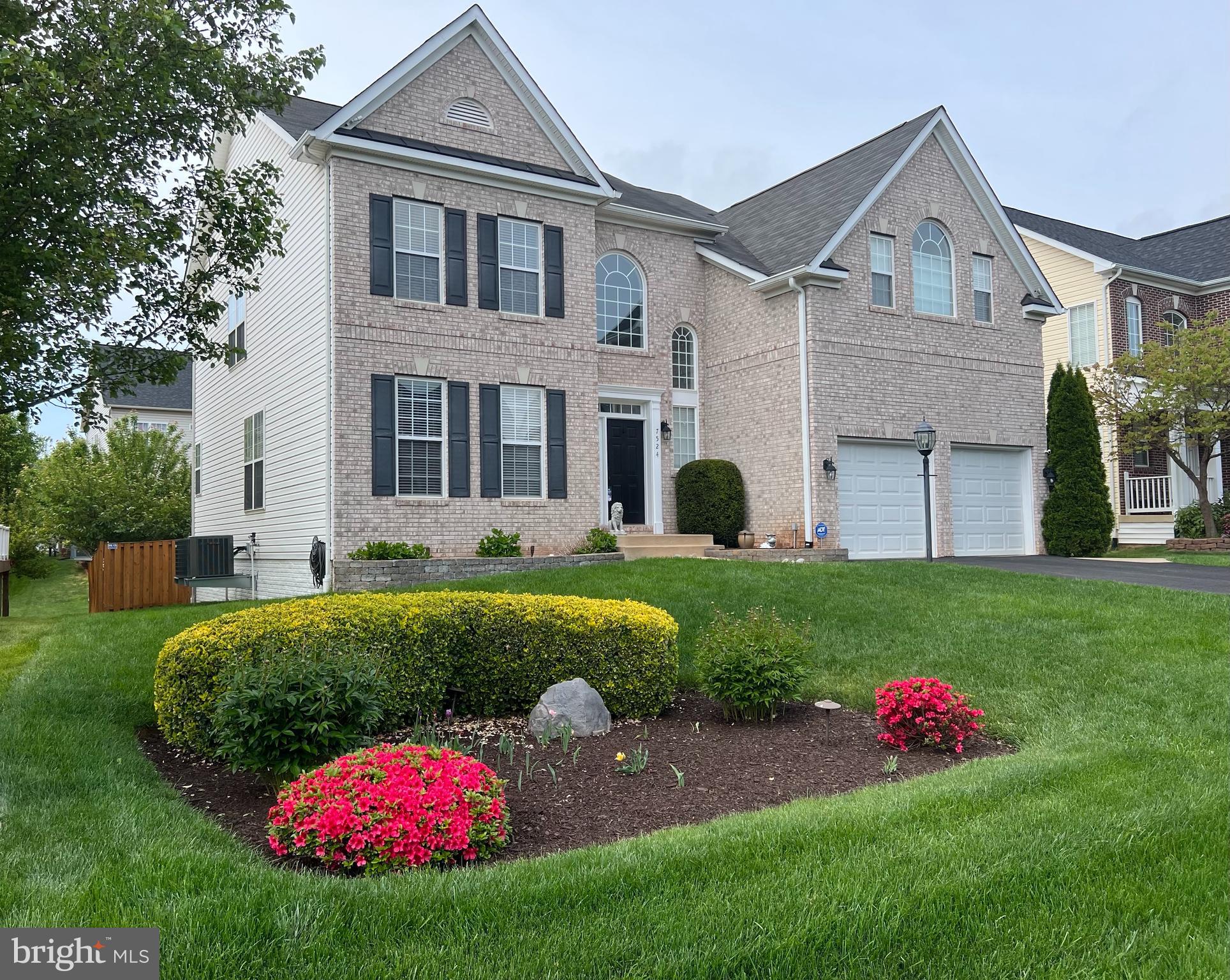 HOPEWELLS LANDING - Residential