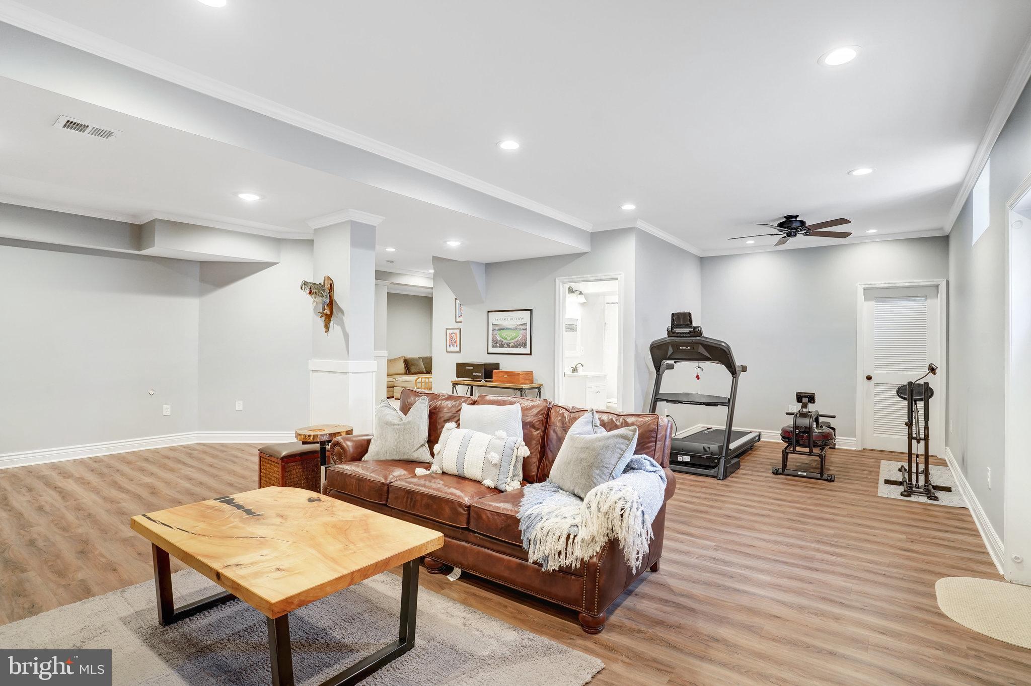 HOPEWELLS LANDING - Residential