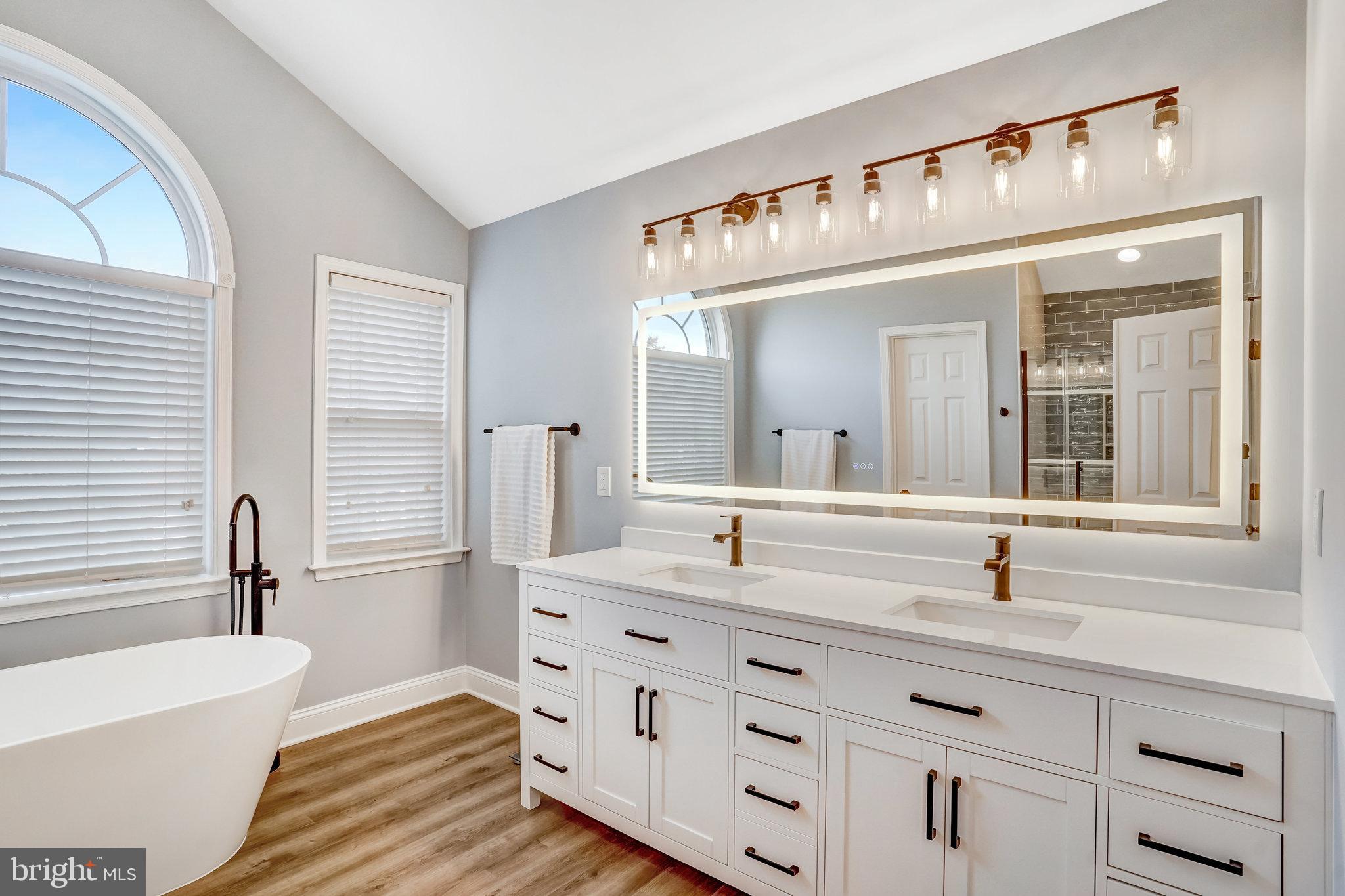 HOPEWELLS LANDING - Residential