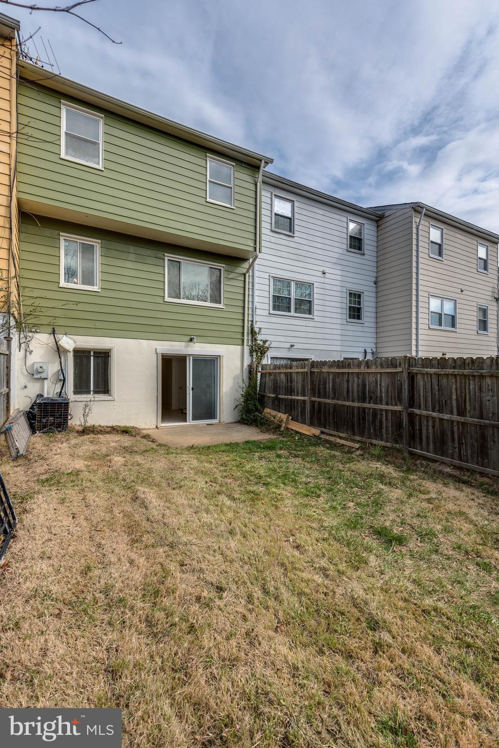 LANDOVER ESTATES - Residential