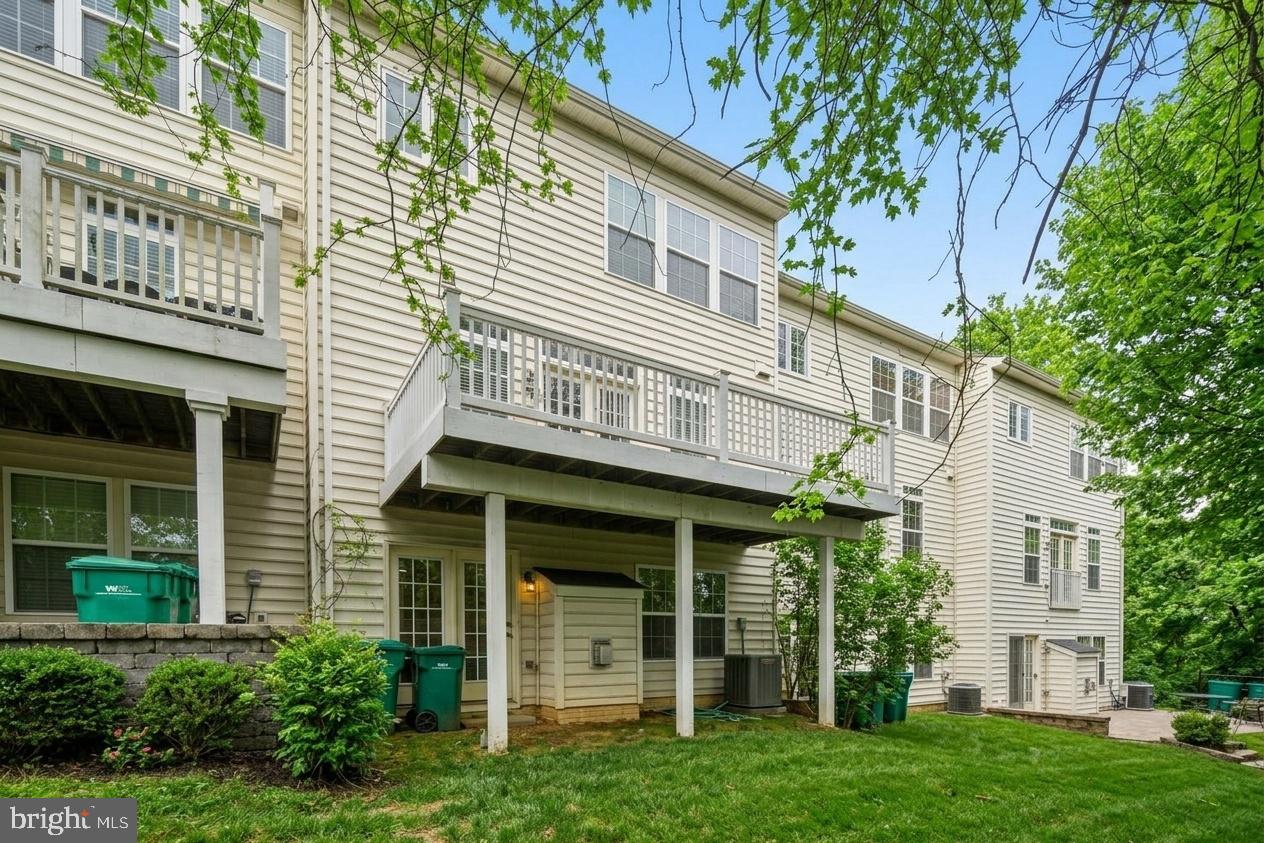 ENCLAVE AT WAVERLY WOODS - Residential