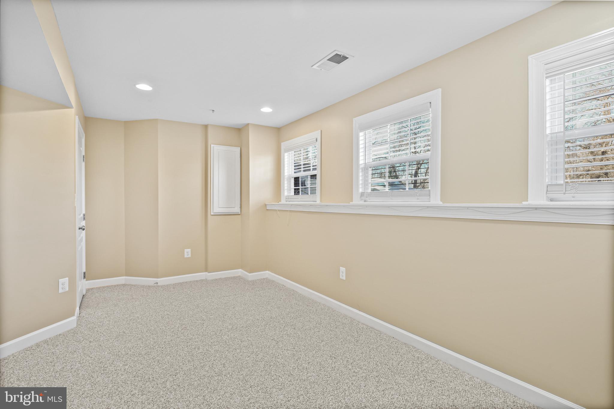 ENCLAVE AT WAVERLY WOODS - Residential