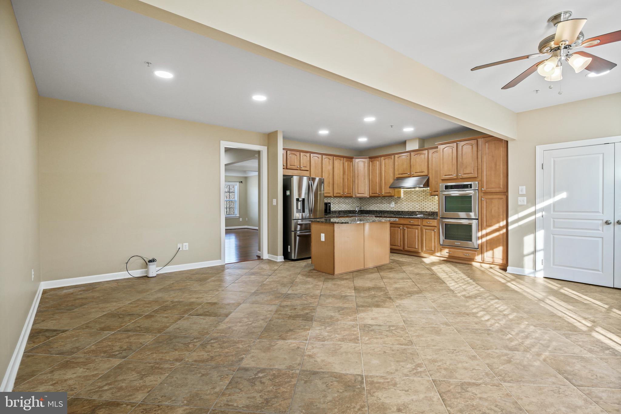 11044 STAR CHASER CIRCLE 34